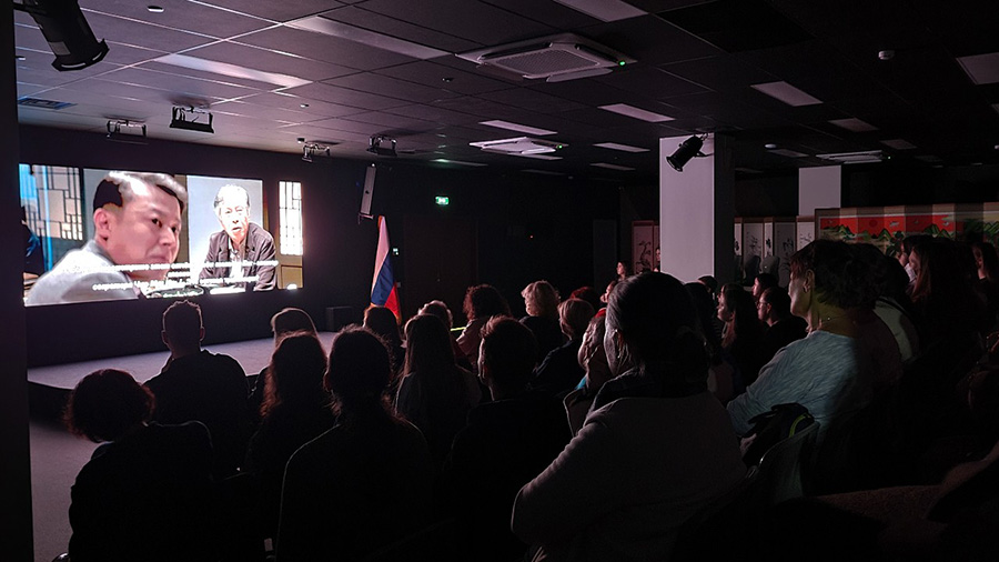 ▲’양자물리학’ 상영