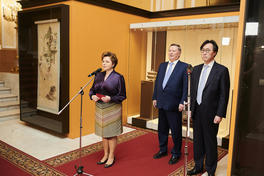 ▲ Поздравительные речи