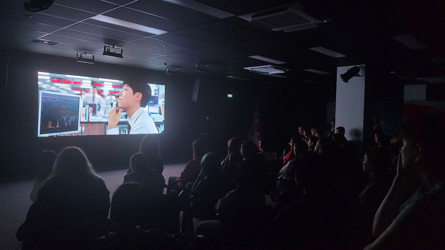 ▲ Фото с показа