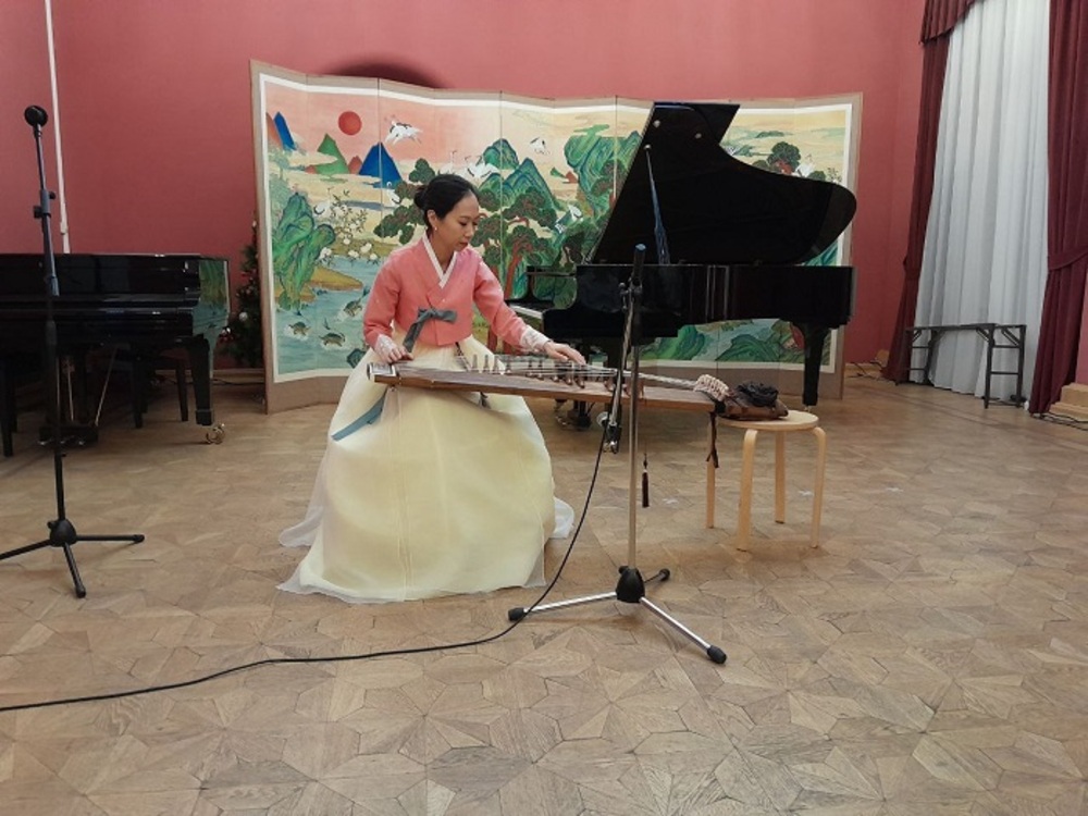 ▲Выступление каягым