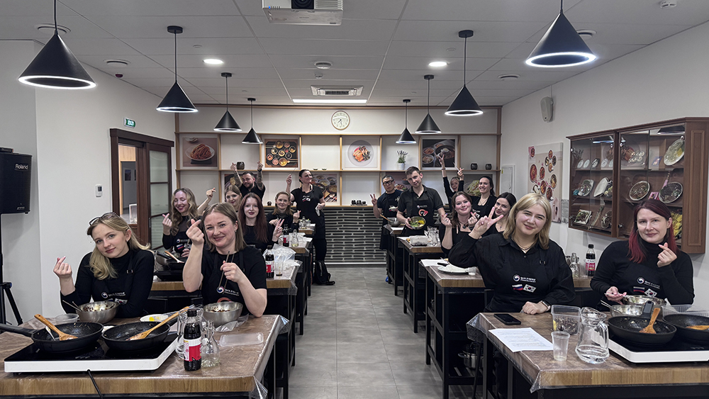 Групповое фото участников