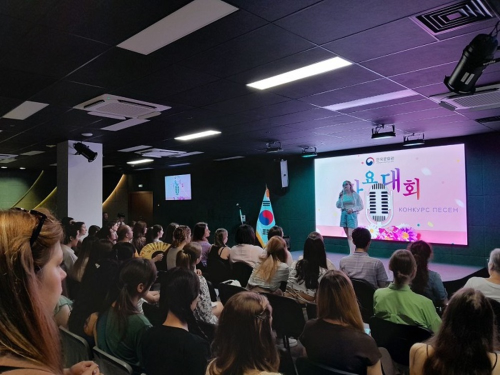 ​  ​  ▲참가자 무대(2)