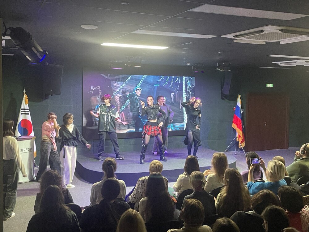 Random Dance: финалисты танцуют под случайные треки