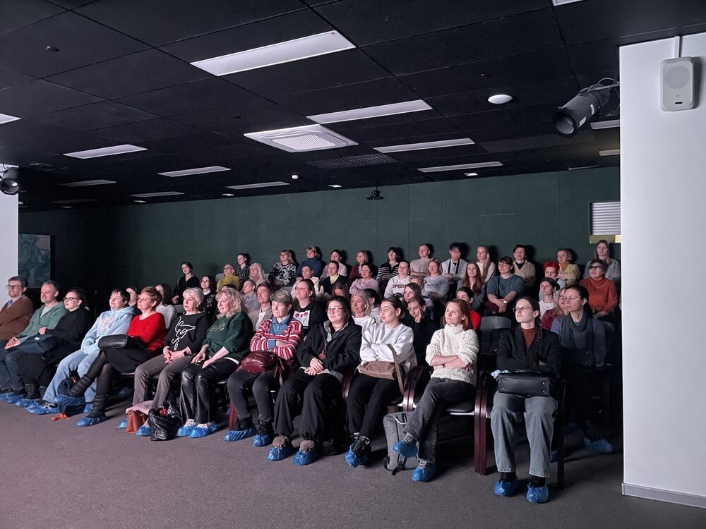 ▲ Показ фильма «Как украсть собаку»