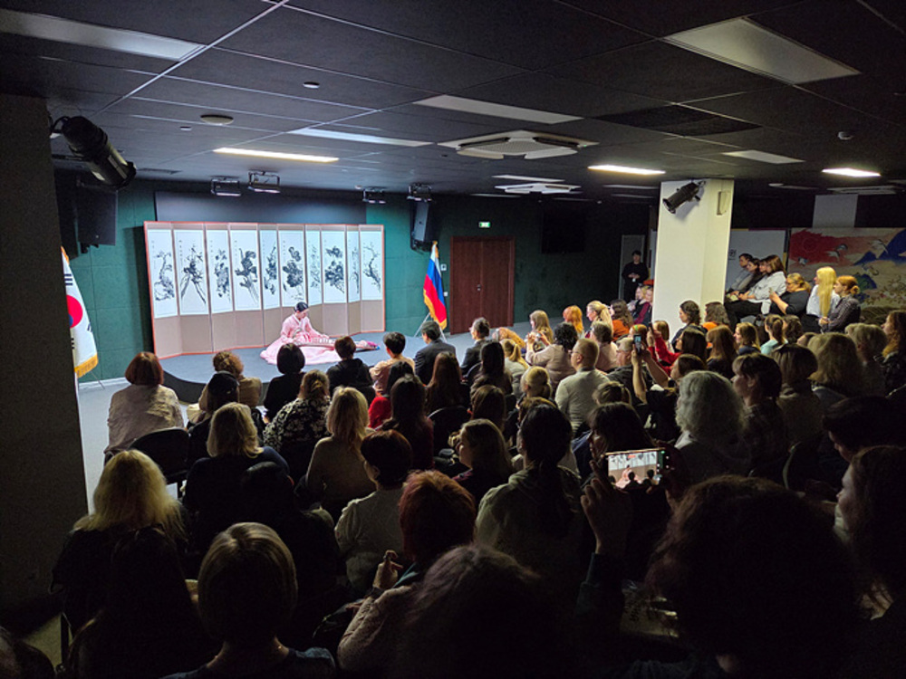 ▲ Посетители (2)