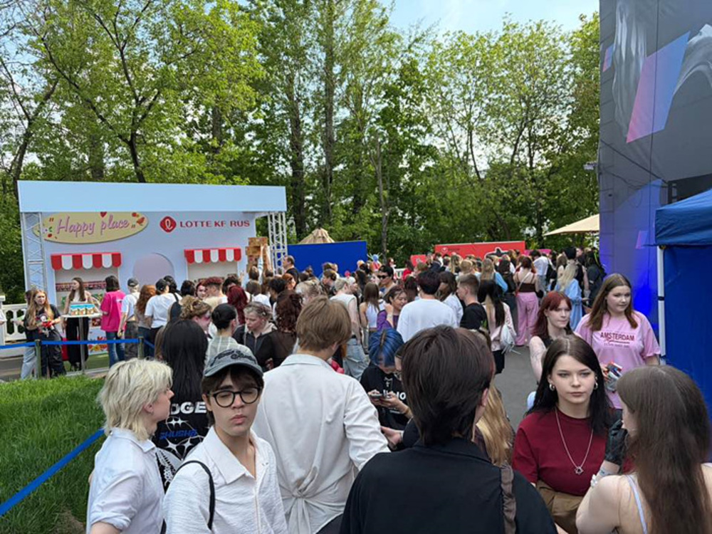​  ▲한국문화체험관 방문객들