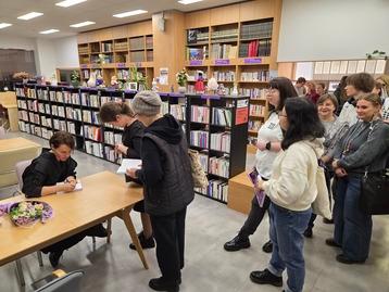  📷 [Презентация книги] От идеи до реализации: презентация новой книги Елены Хохловой